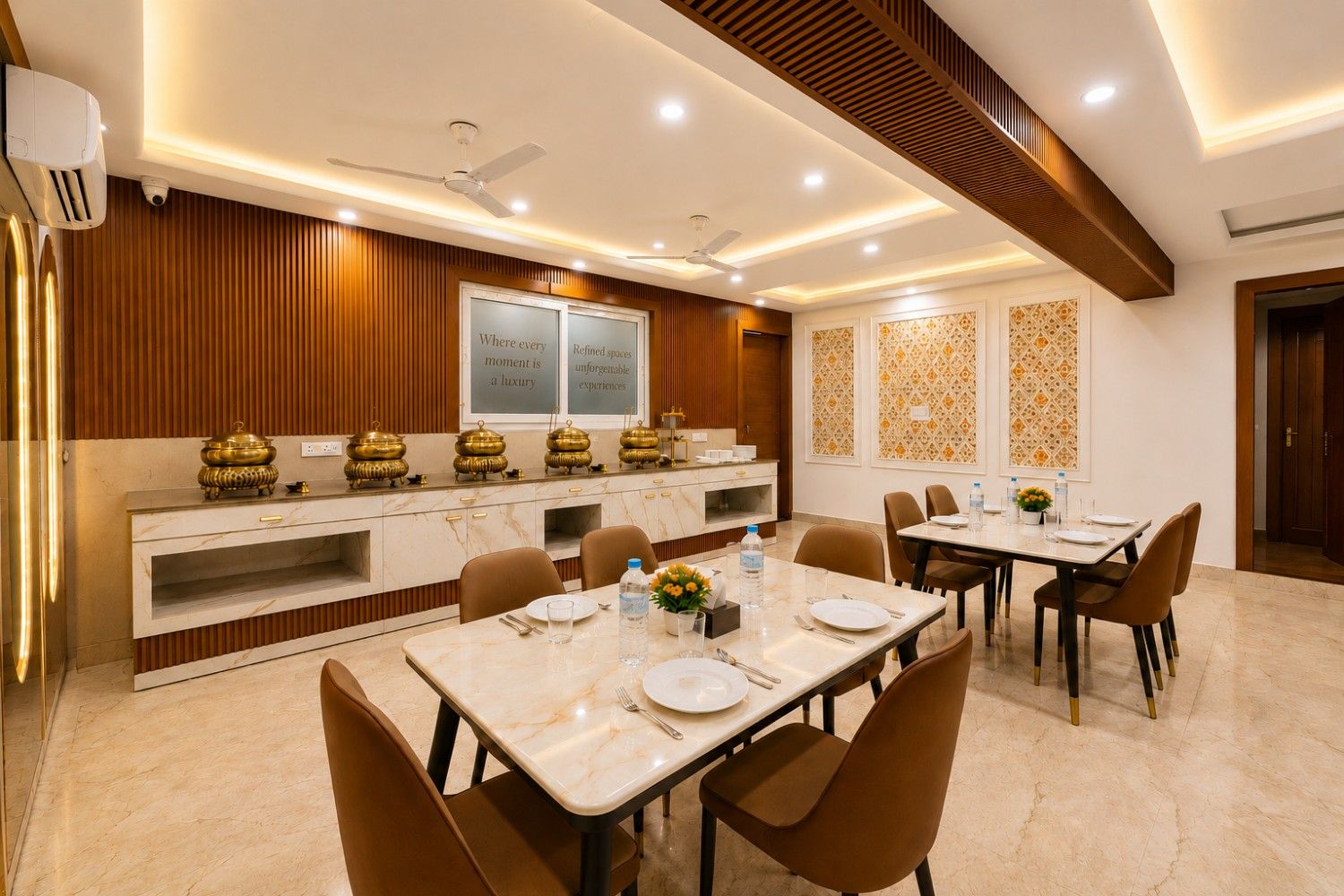 Mazestic Hotel restaurant